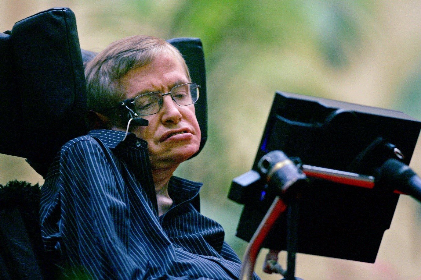 A Concise History of Time is 'off-base', Stephen Hawking told teammate